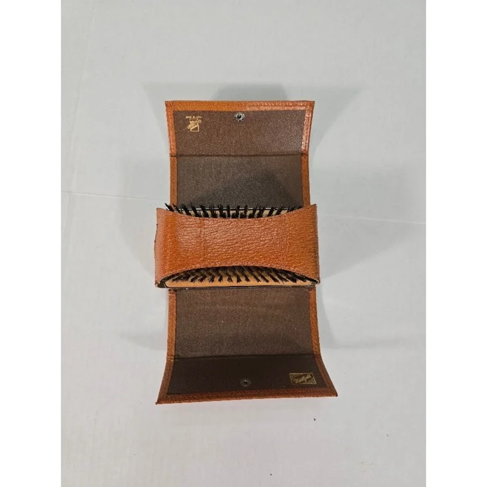 Vintage The Weekender by Matson Travel Hair Brush‎ with Case Vanity Accessory